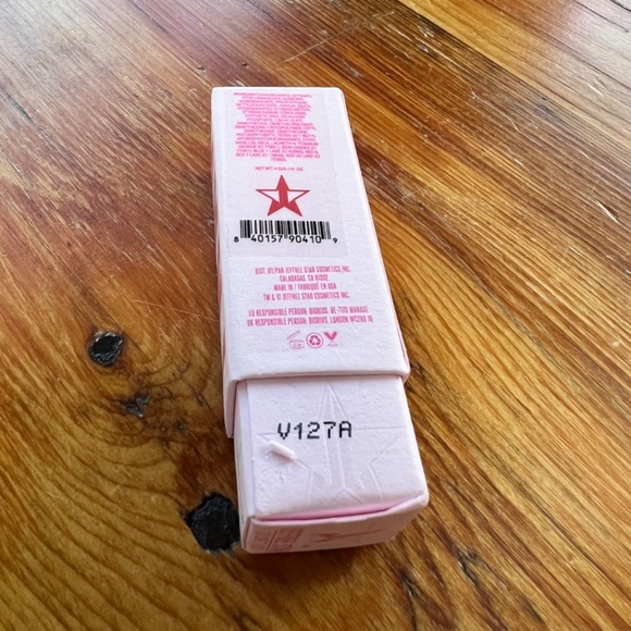 CHERRY SODA New in Box Jeffree‎ Star Velvet Trap Lipstick Muted Red - Picture 8 of 9